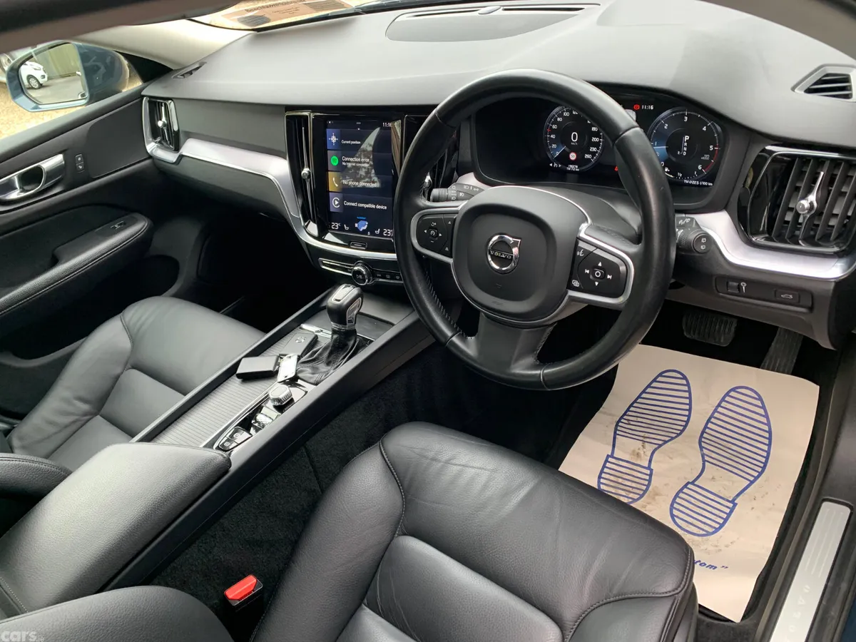 Volvo V60 Estate, Diesel, 2020, Blue