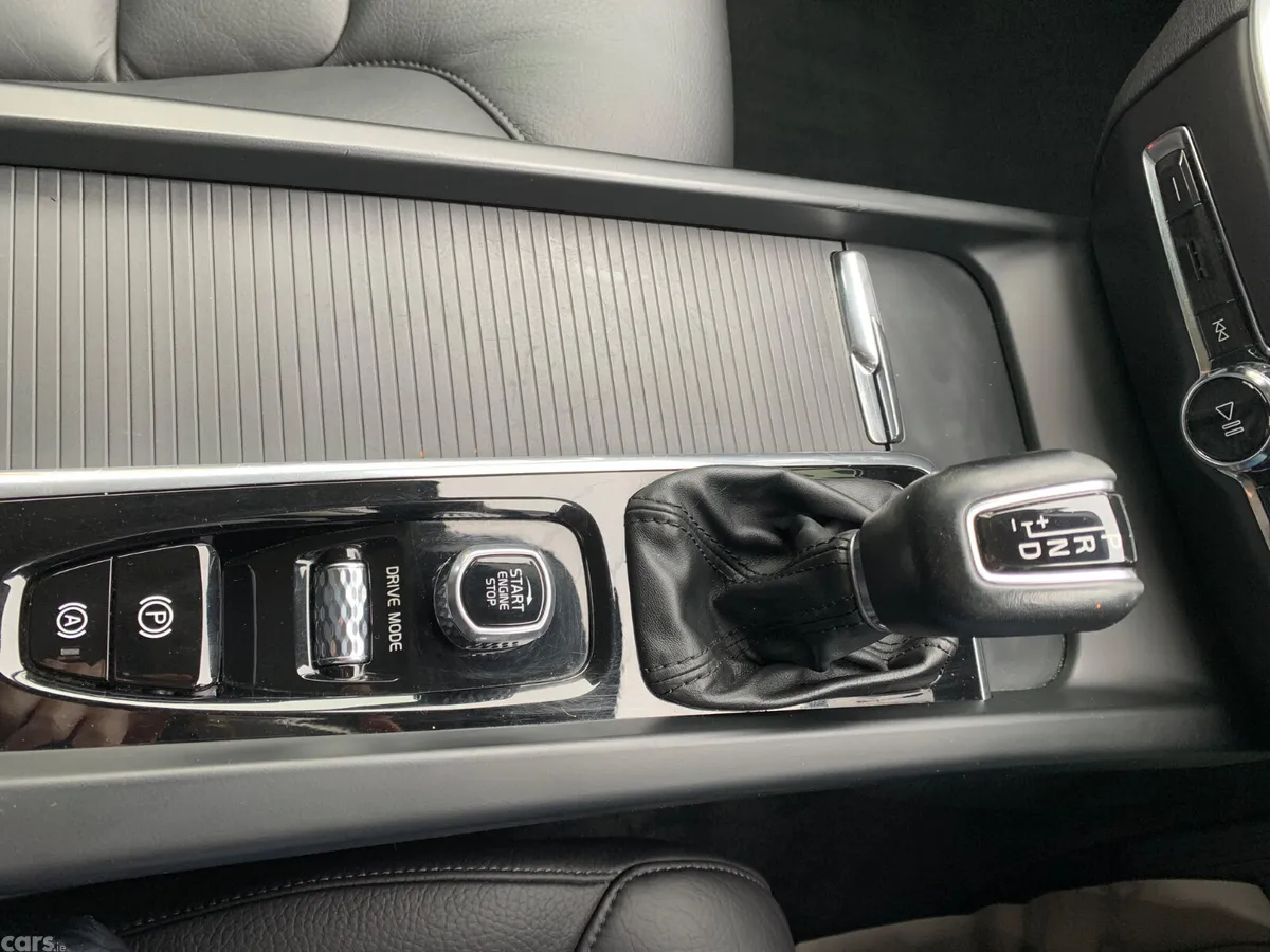 Volvo V60 Estate, Diesel, 2020, Blue