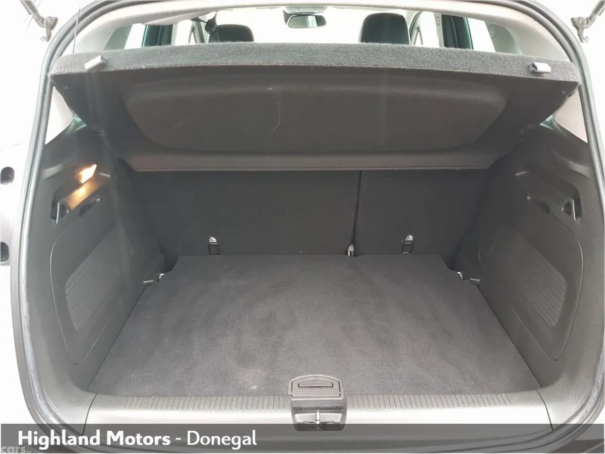 Opel Crossland X SUV, Petrol, 2018, White