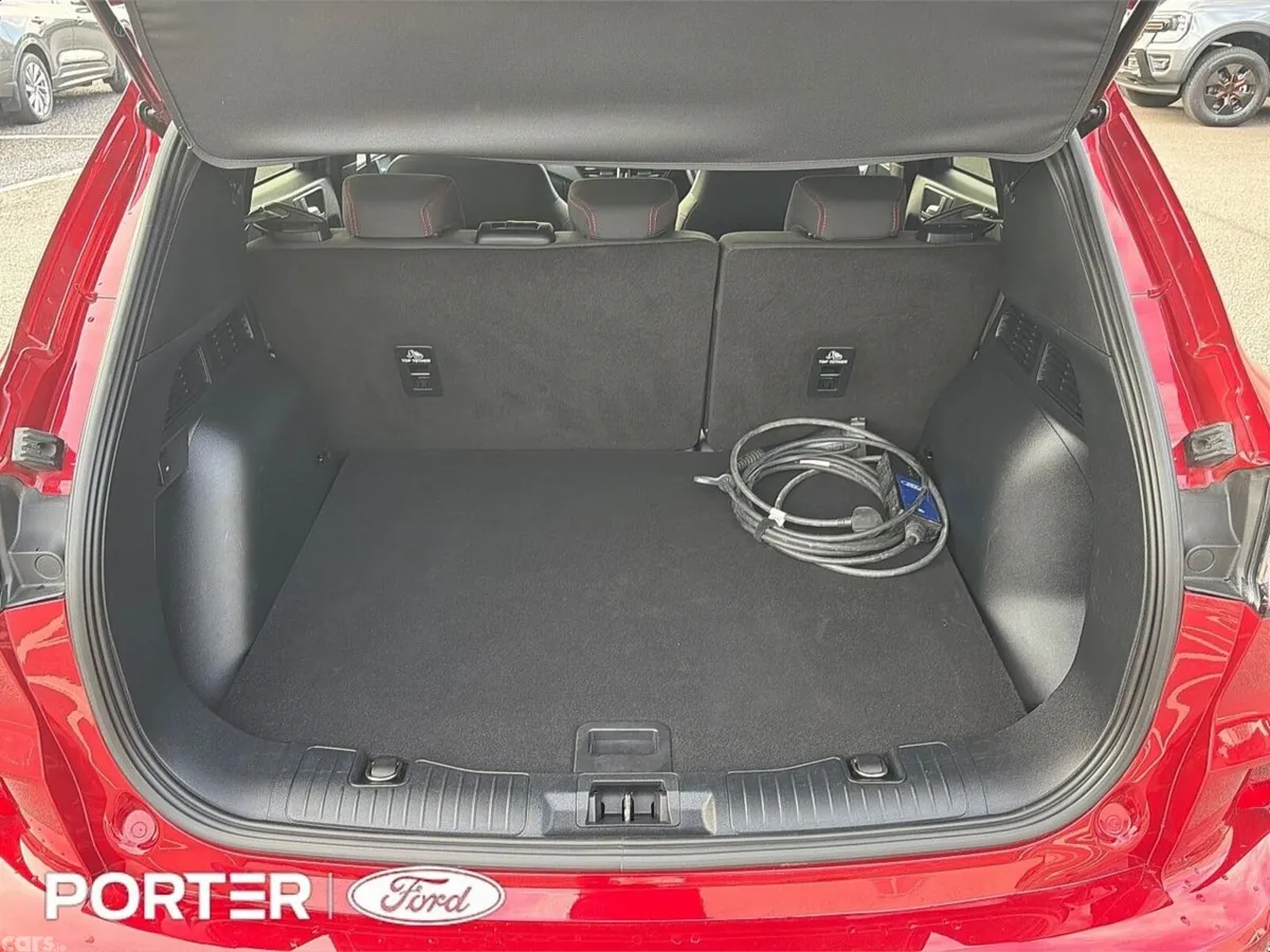 Ford Kuga SUV, Petrol, 2024, Red