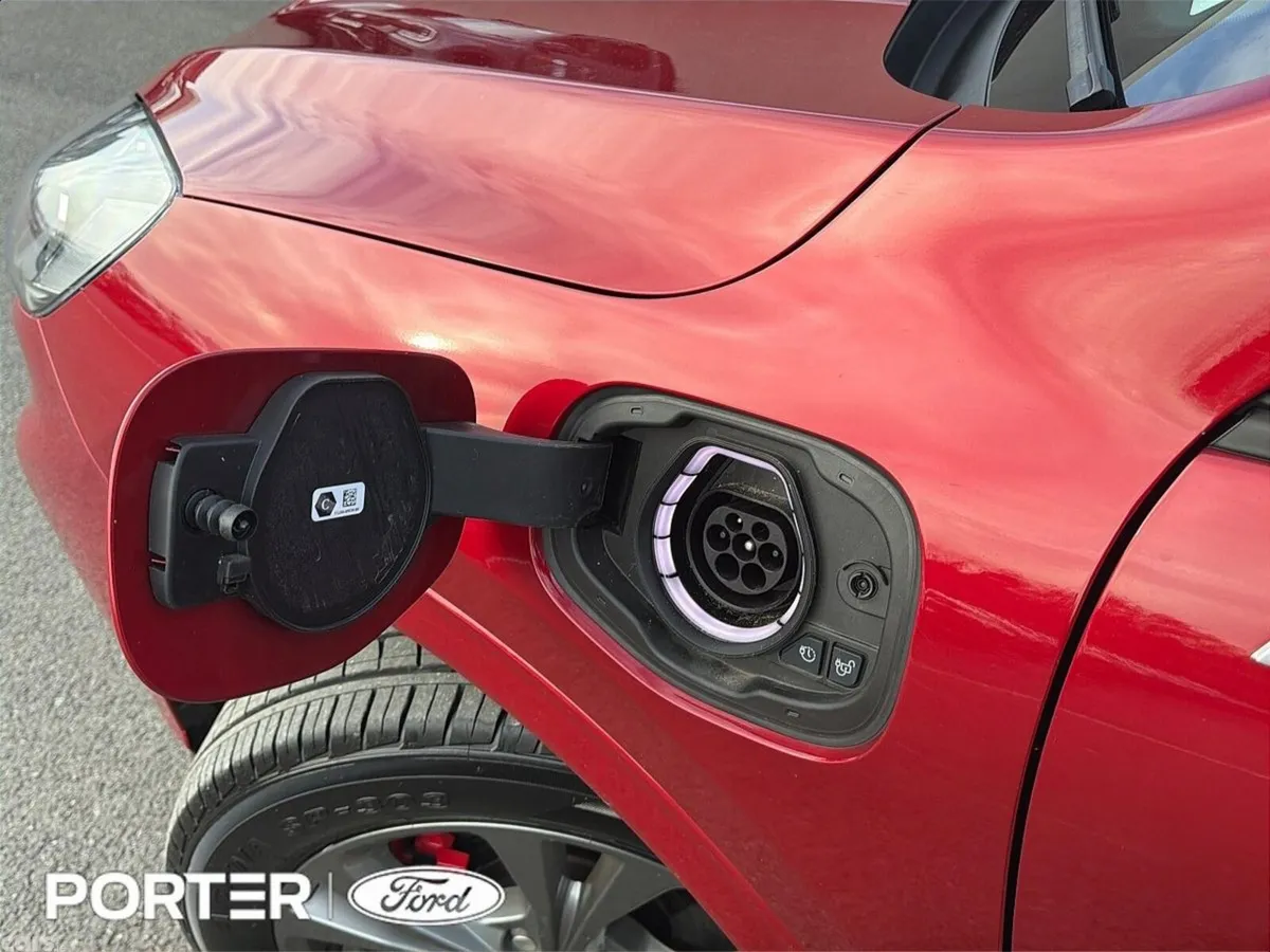 Ford Kuga SUV, Petrol, 2024, Red