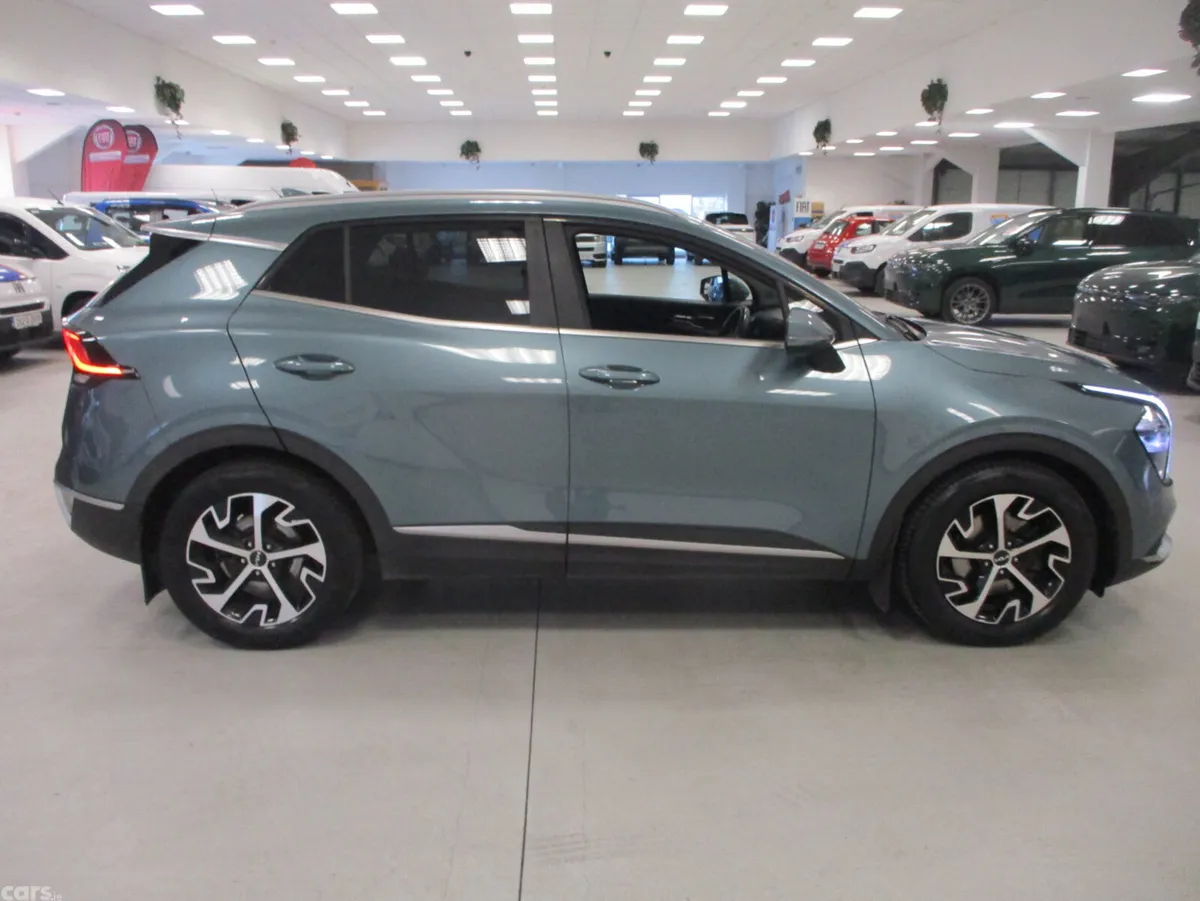 Kia Sportage SUV, Diesel, 2022, Green