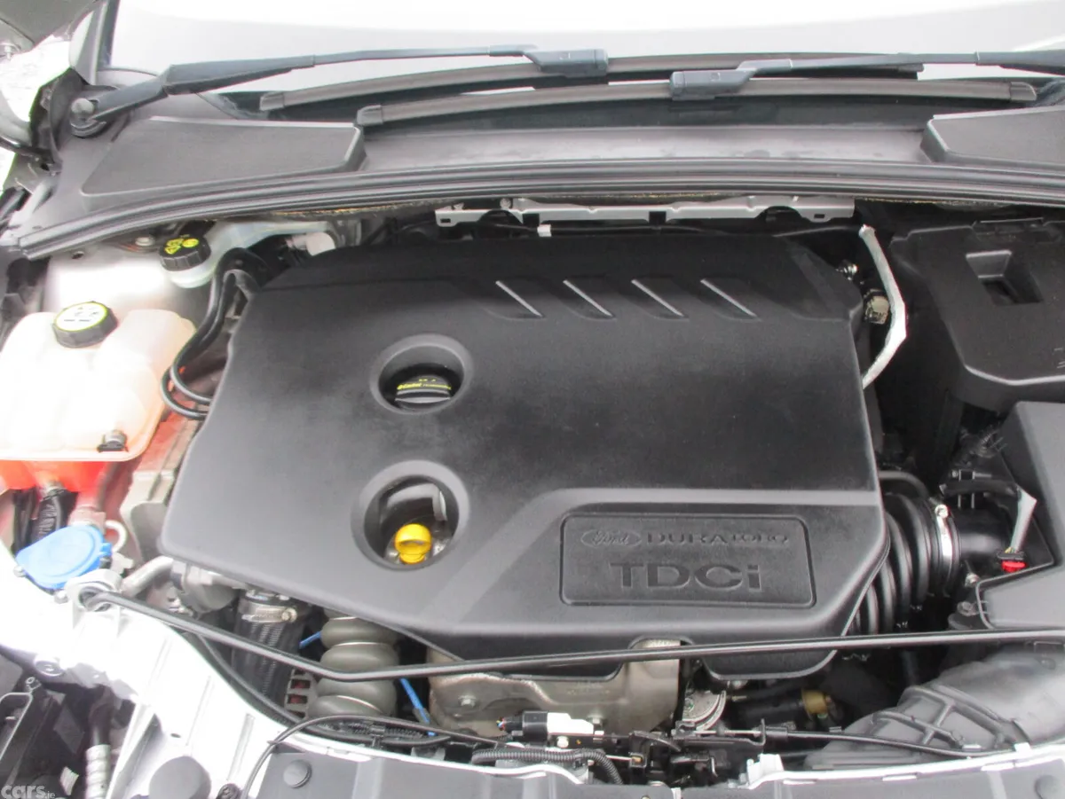 Ford Focus Hatchback, Diesel, 2016, Silver