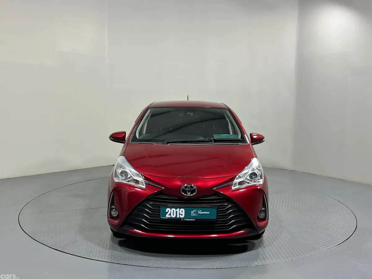 Toyota Yaris Hatchback, Petrol Hybrid, 2019, Red