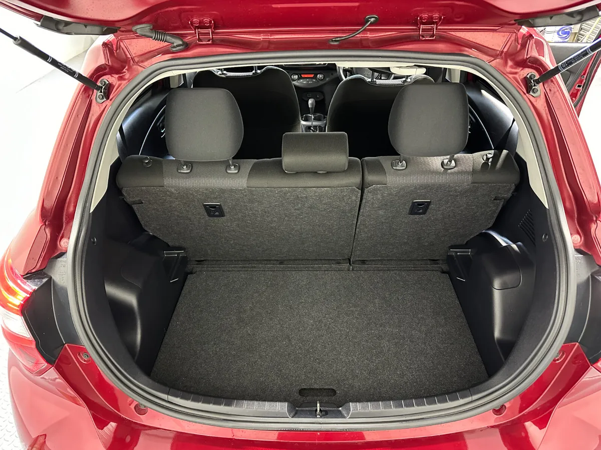 Toyota Yaris Hatchback, Petrol Hybrid, 2019, Red