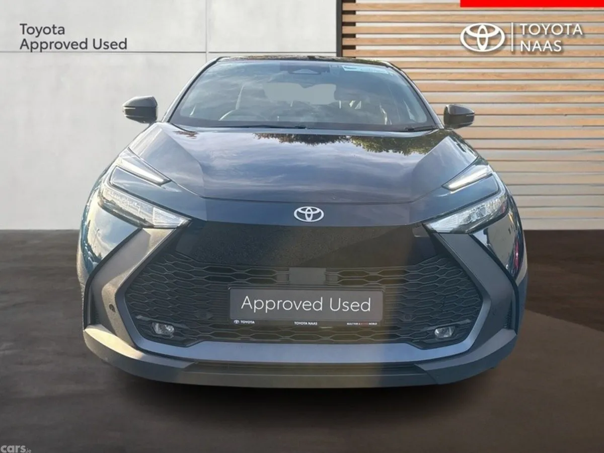 Toyota C-HR SUV, Petrol Hybrid, 2025, Blue