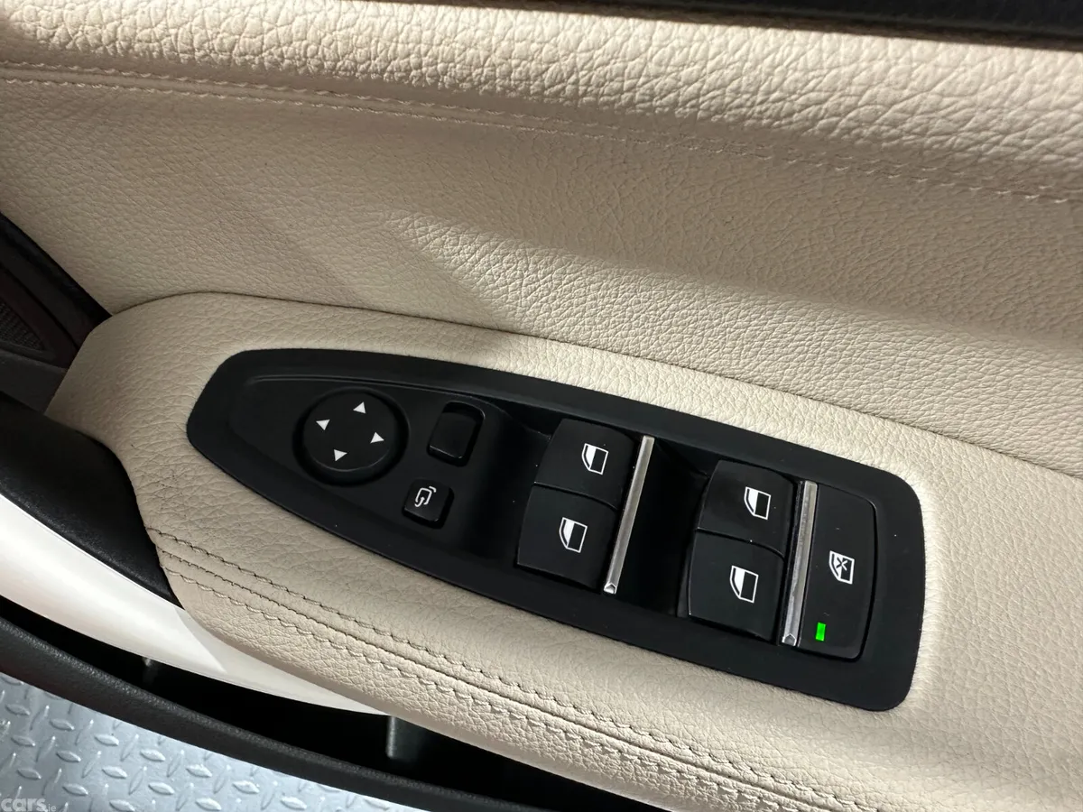 BMW 1-Series Hatchback, Petrol, 2019, Red