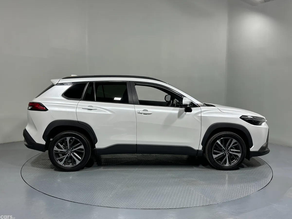 Toyota Corolla Cross SUV, Petrol Hybrid, 2023, White