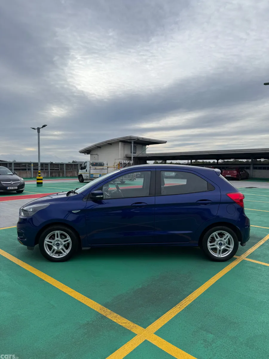 Ford KA Hatchback, Petrol, 2017, Blue