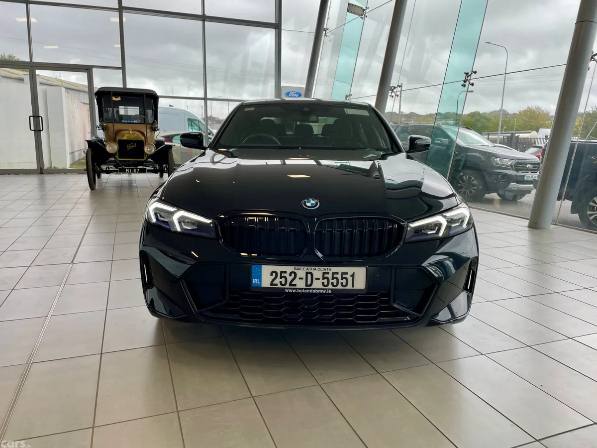 BMW 3-Series Saloon, Petrol Plug-in Hybrid, 2025, Black