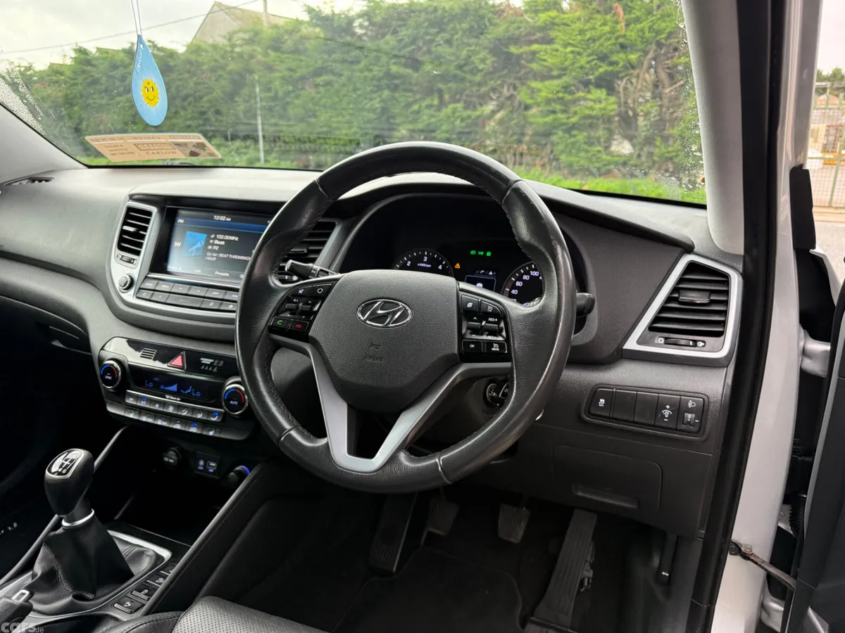 Hyundai Tucson SUV, Diesel, 2016, Silver