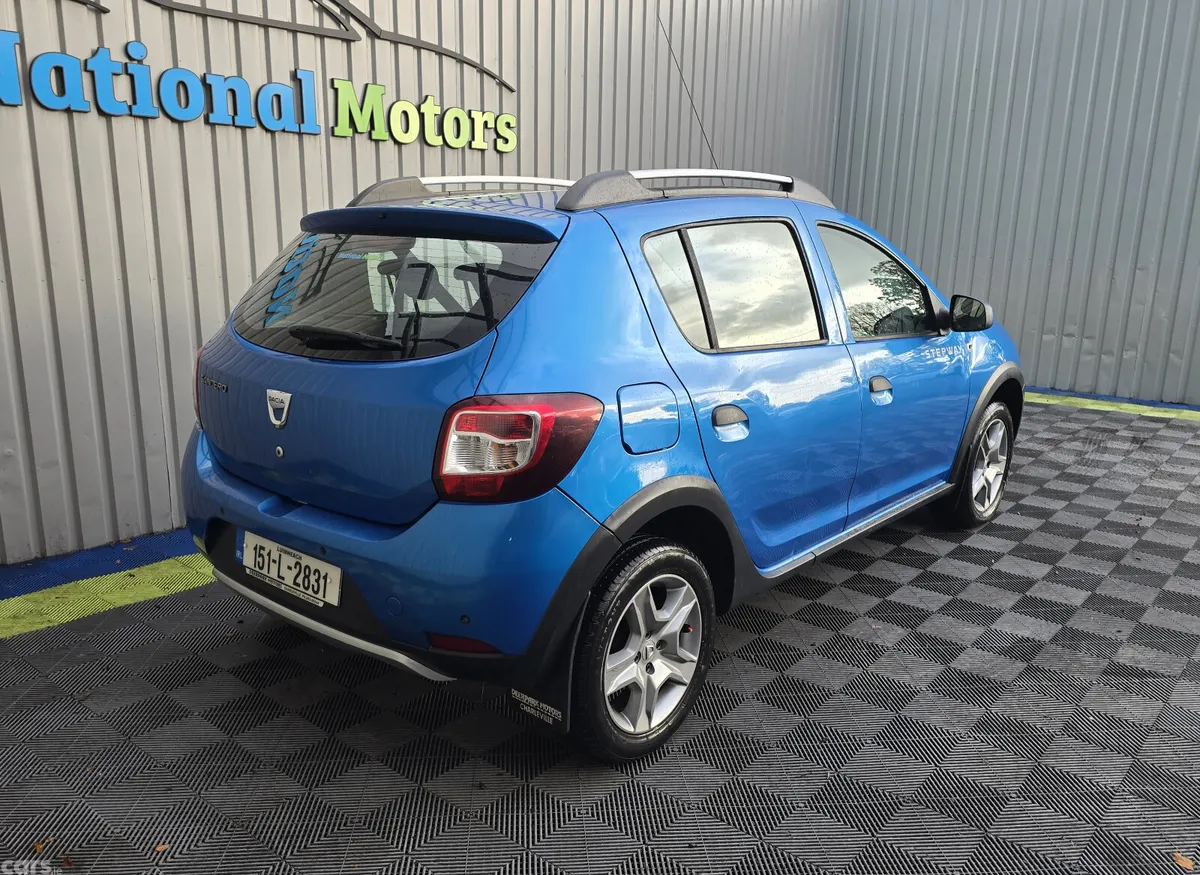 Dacia Sandero Stepway Hatchback, Diesel, 2015, Blue
