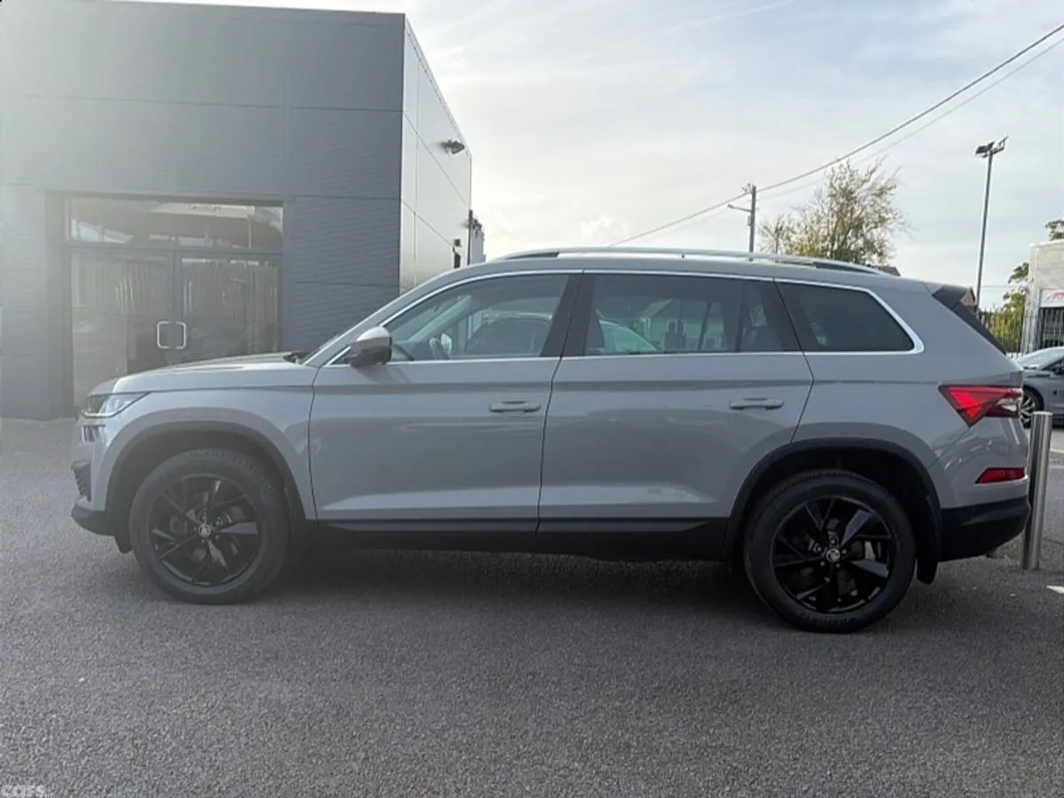 Skoda Kodiaq SUV, Diesel, 2023, Grey