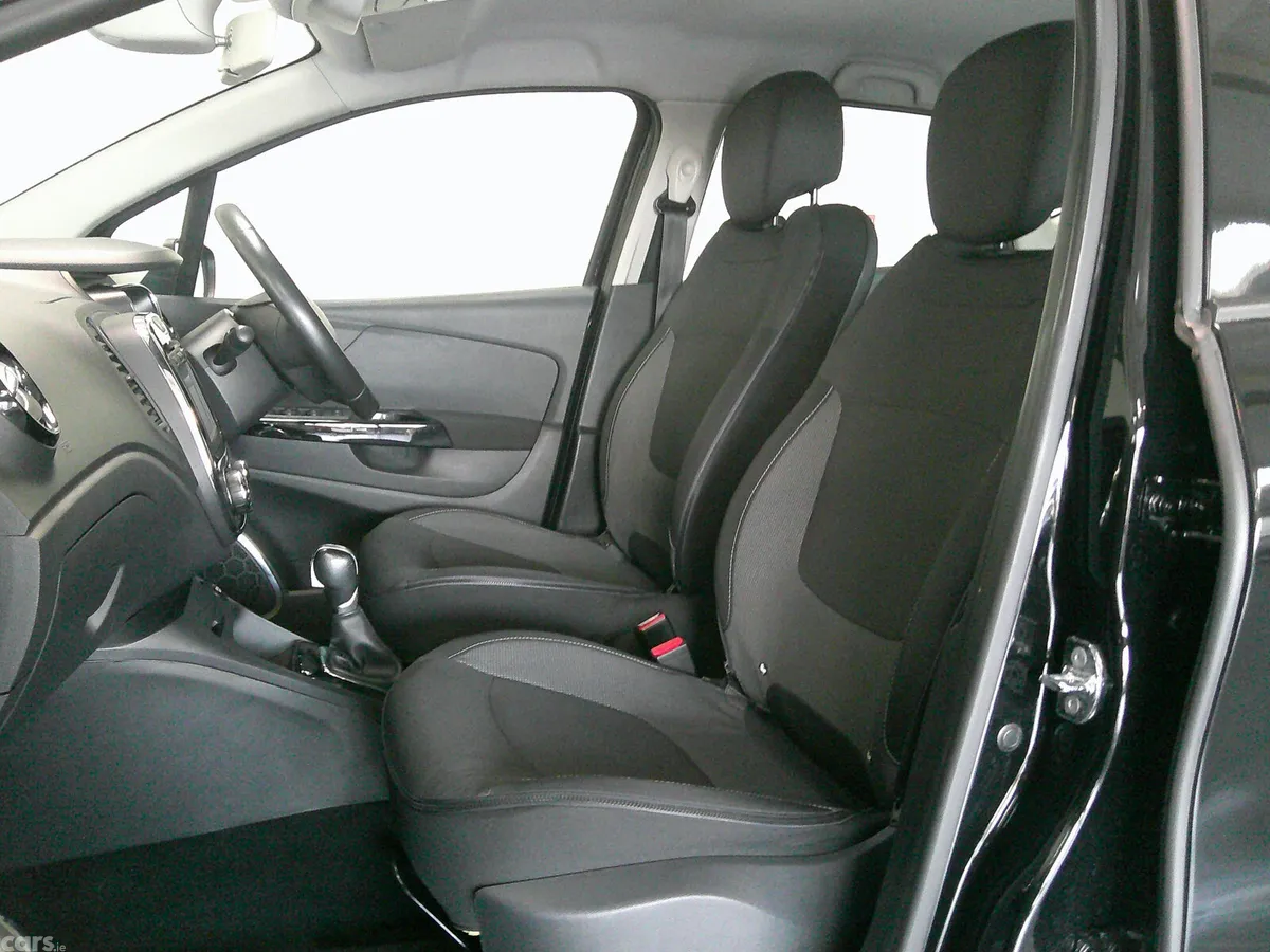 Renault Captur Hatchback, Diesel, 2017, Black