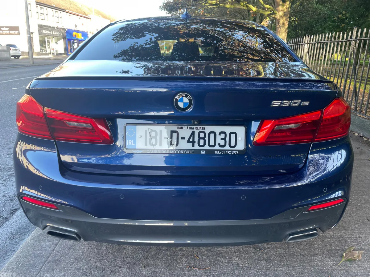 BMW 5-Series Saloon, Petrol Plug-in Hybrid, 2018, Blue