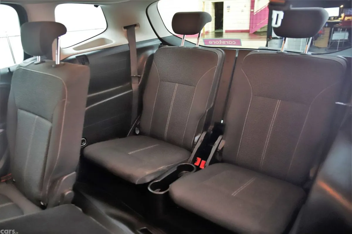 Vauxhall Zafira MPV, Petrol, 2017, Blue