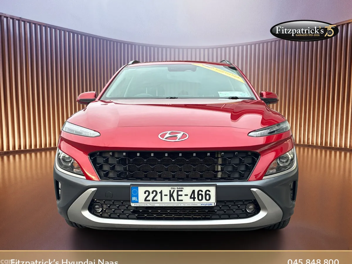 Hyundai KONA MPV, Petrol, 2022, Red