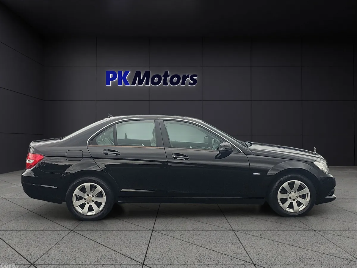 Mercedes-Benz C-Class Saloon, Diesel, 2012, Black