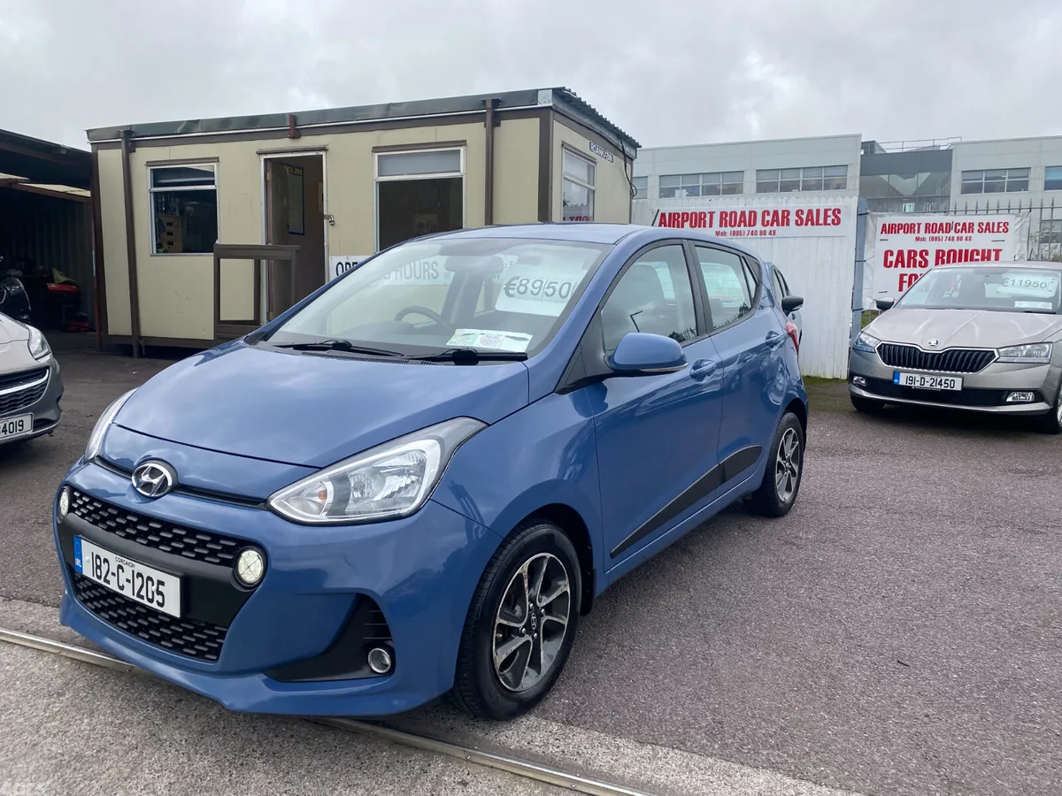 Hyundai i10 Hatchback, Petrol, 2018, Blue