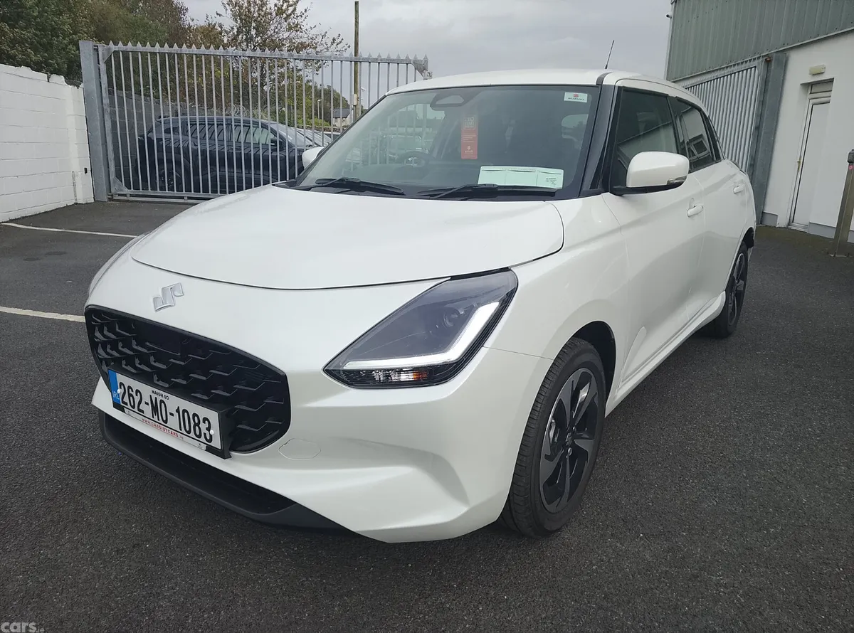 Suzuki Swift Hatchback, Petrol Hybrid, 2026, White