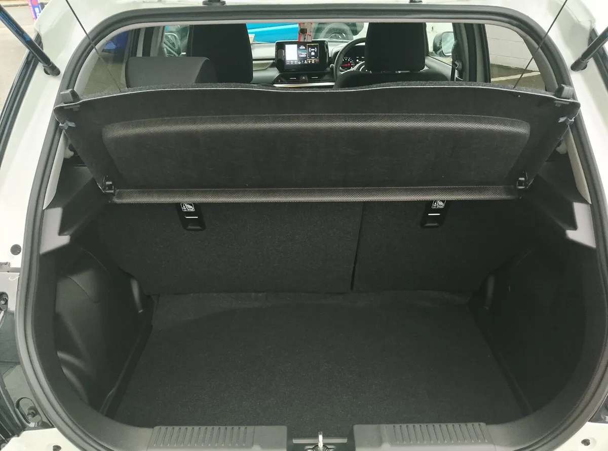 Suzuki Swift Hatchback, Petrol Hybrid, 2026, White