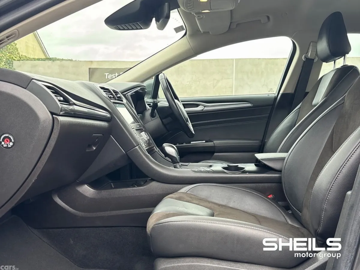 Ford Mondeo Saloon, Petrol Hybrid, 2019, Silver