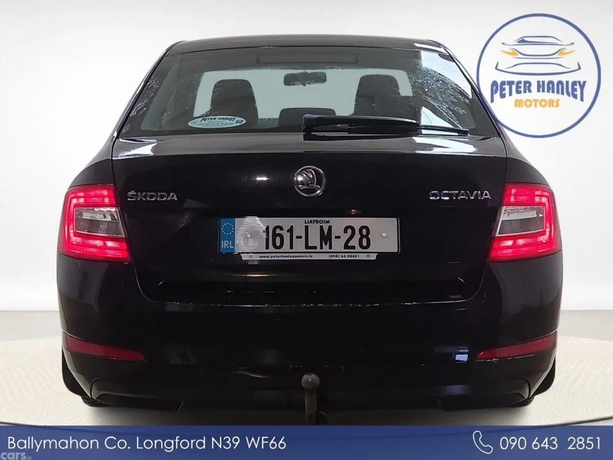 Skoda Octavia Saloon, Diesel, 2016, Black