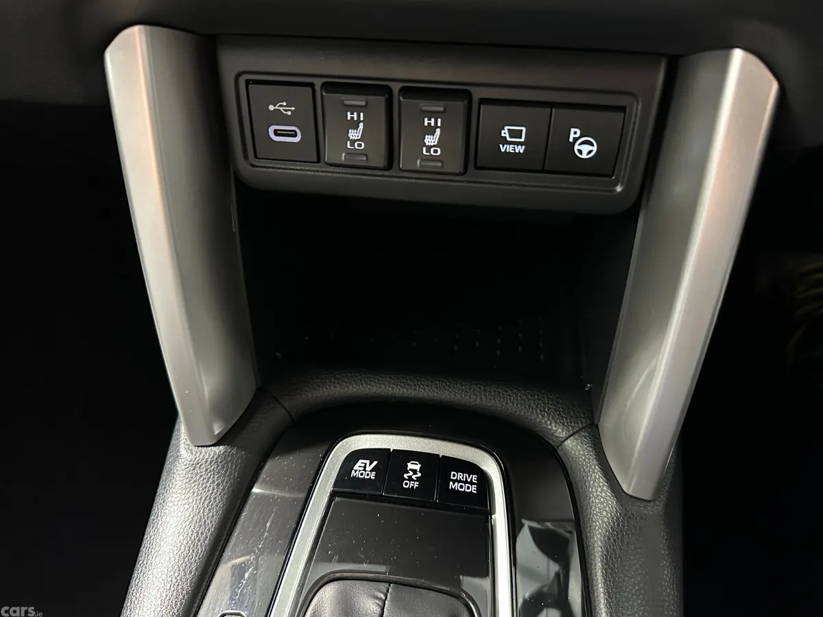 Toyota Corolla Cross SUV, Petrol Hybrid, 2024, Blue
