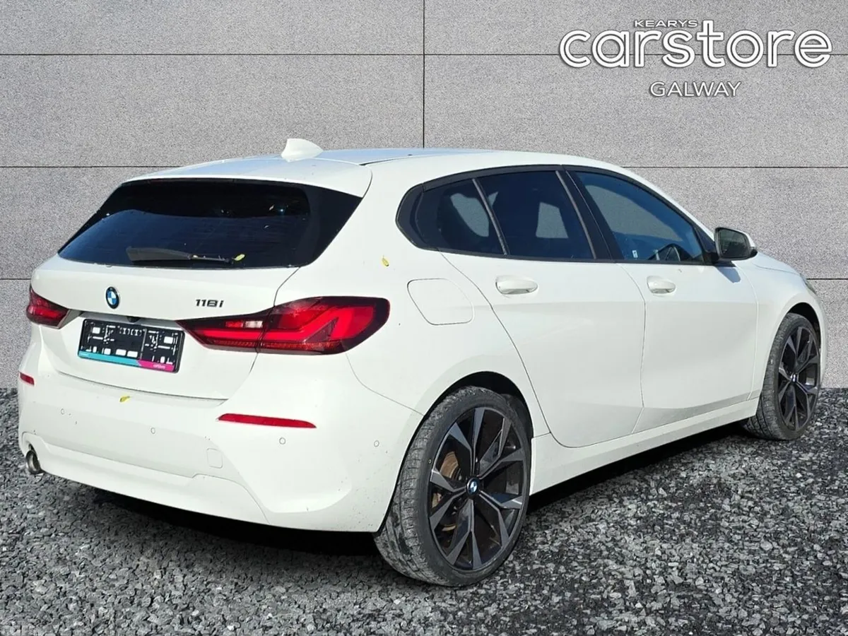 BMW 1-Series Hatchback, Petrol, 2020, White