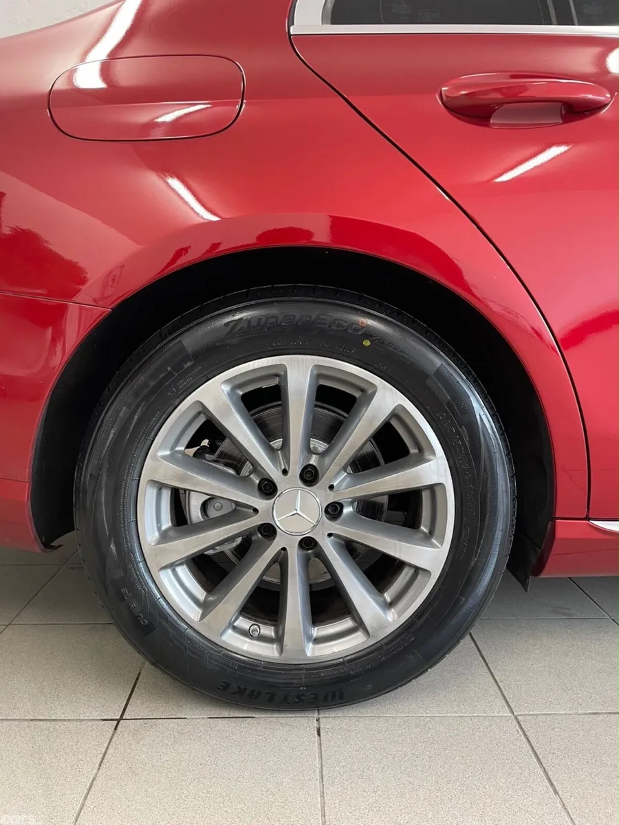 Mercedes-Benz E-Class Saloon, Diesel, 2017, Red