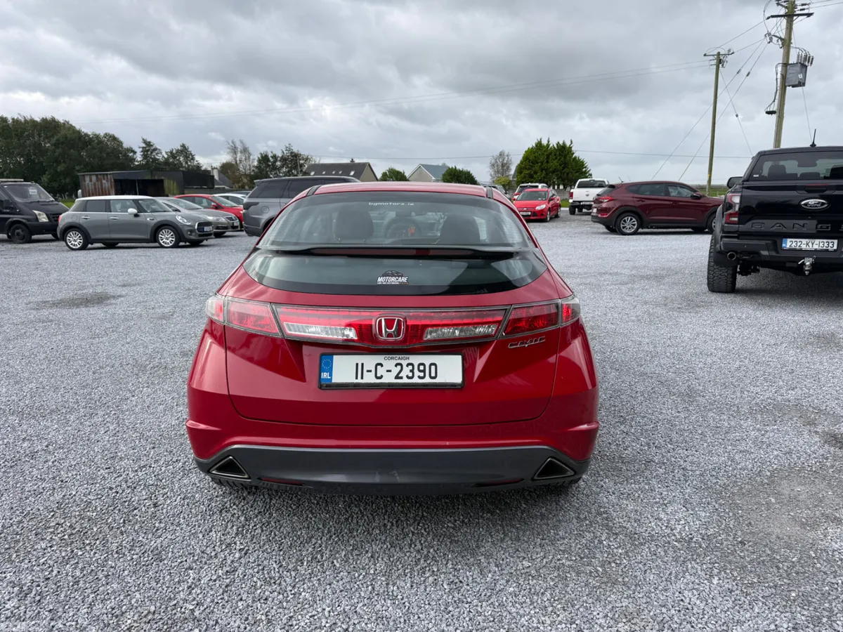 Honda Civic Hatchback, Petrol, 2011, Red