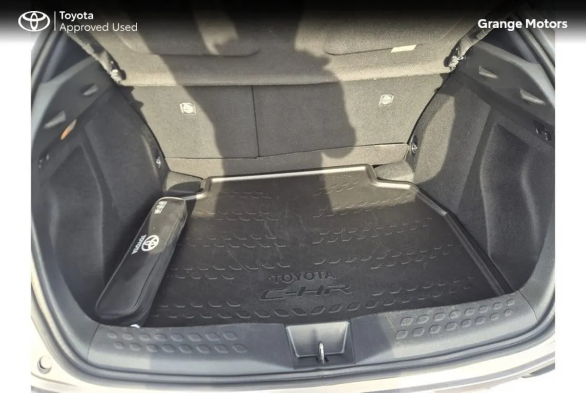 Toyota C-HR SUV, Petrol Hybrid, 2018, Grey