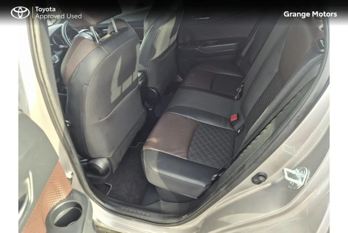 Toyota C-HR SUV, Petrol Hybrid, 2018, Grey
