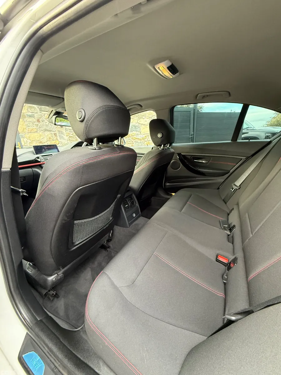 BMW 3-Series Saloon, Diesel, 2013, White