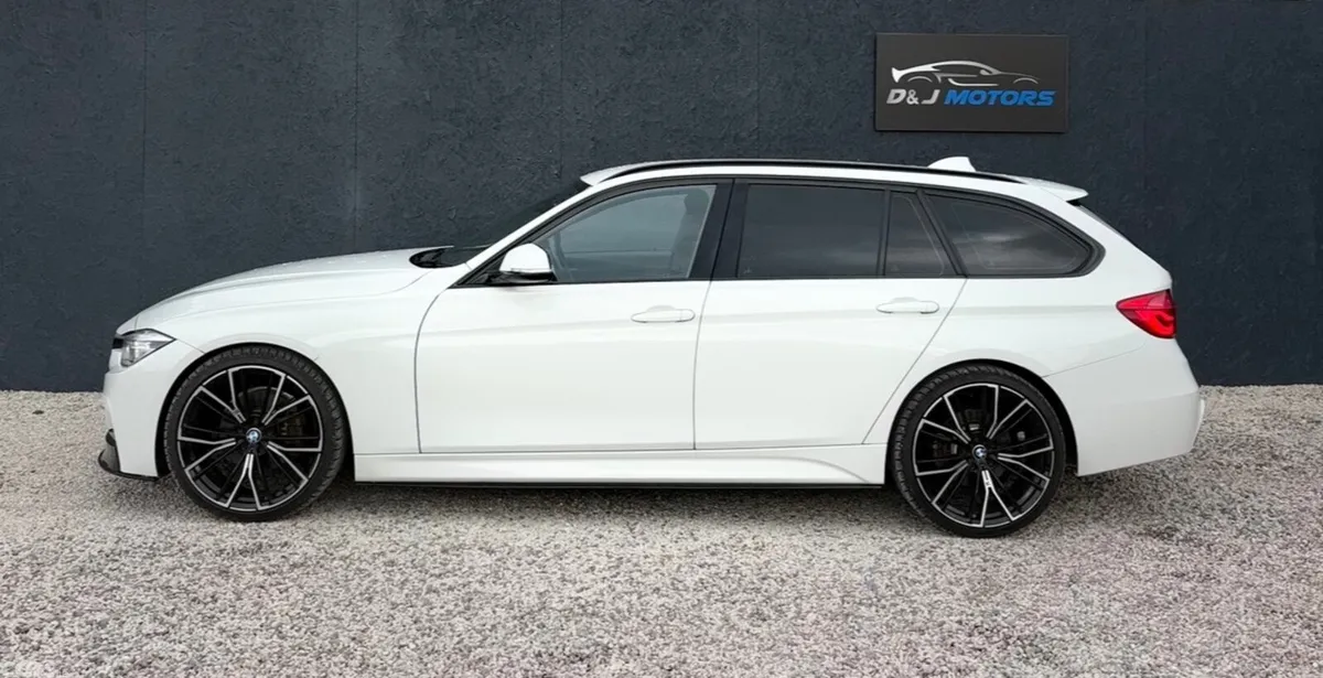 BMW 3-Series Estate, Petrol, 2017, White