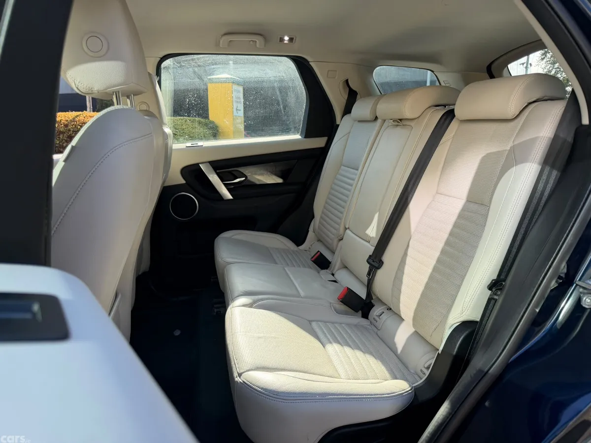 Land Rover Discovery Sport SUV, Petrol Plug-in Hybrid, 2021, Blue