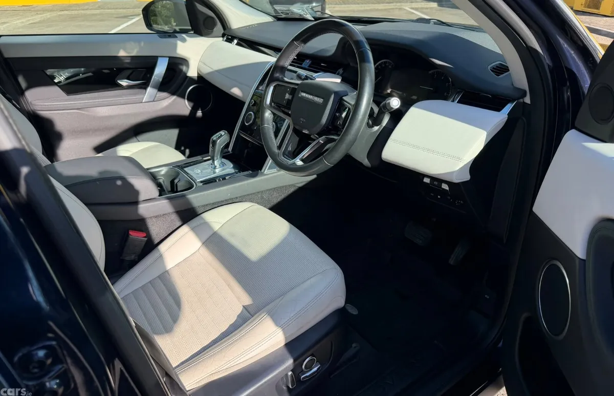 Land Rover Discovery Sport SUV, Petrol Plug-in Hybrid, 2021, Blue