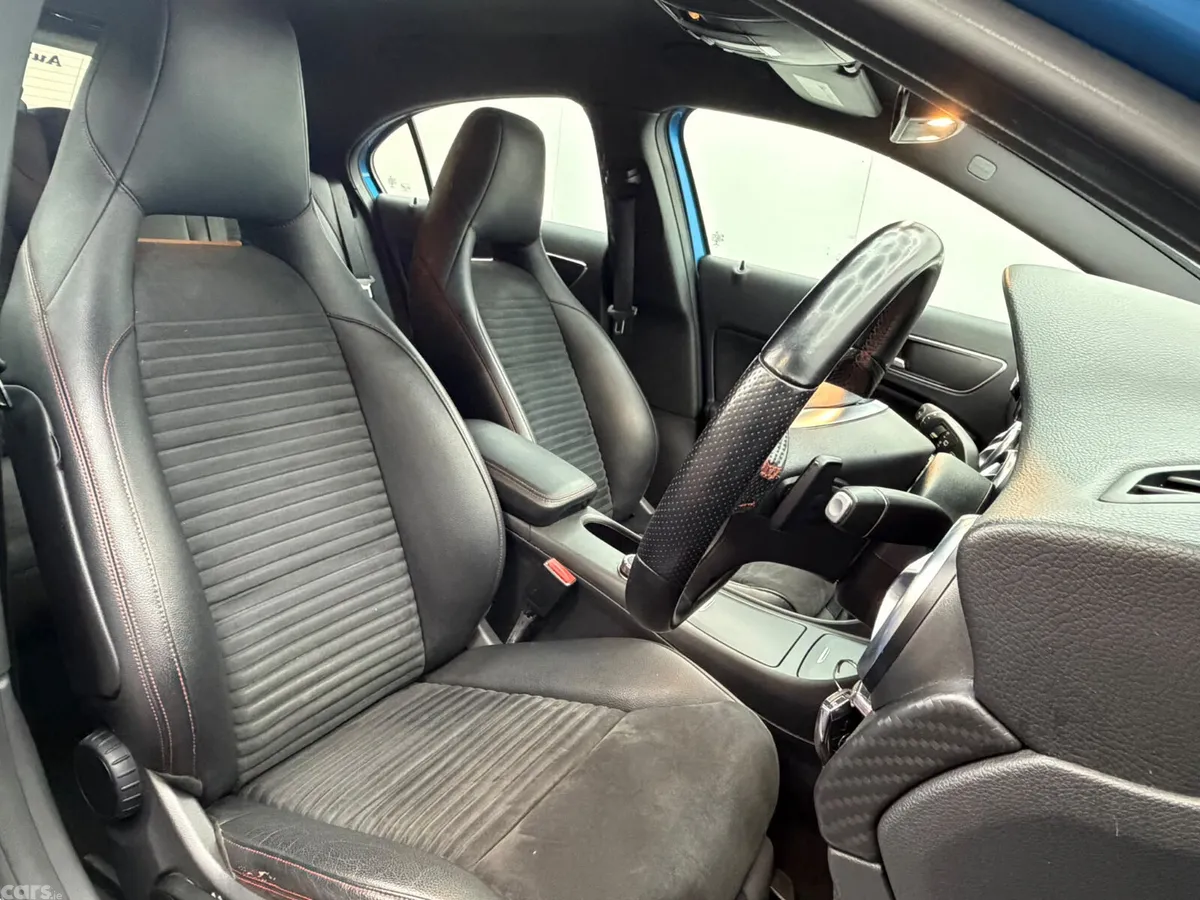 Mercedes-Benz A-Class Hatchback, Diesel, 2013, Blue