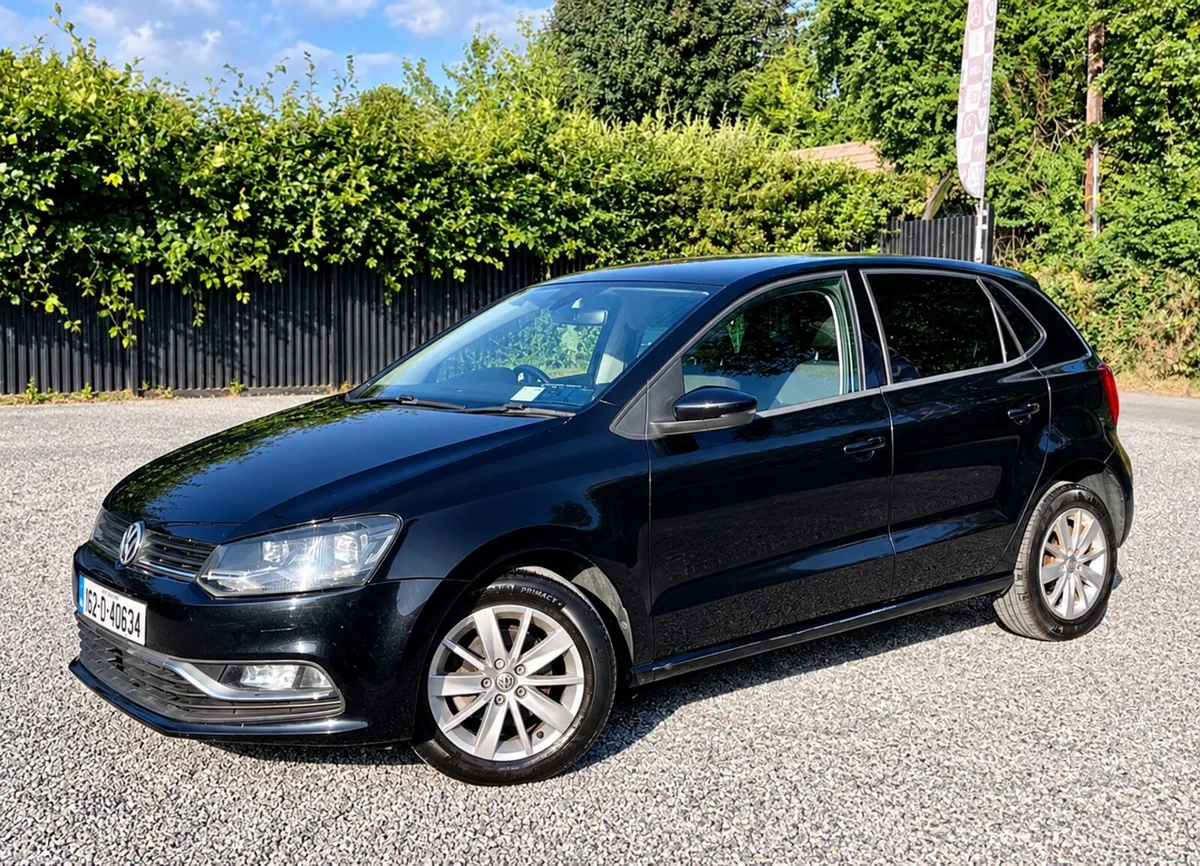 Volkswagen Polo Hatchback, Petrol, 2016, Black