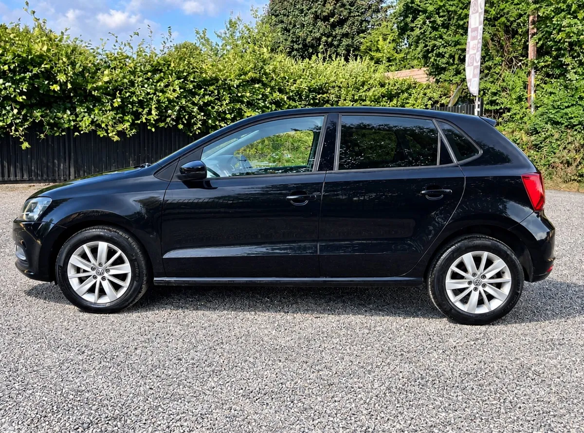 Volkswagen Polo Hatchback, Petrol, 2016, Black