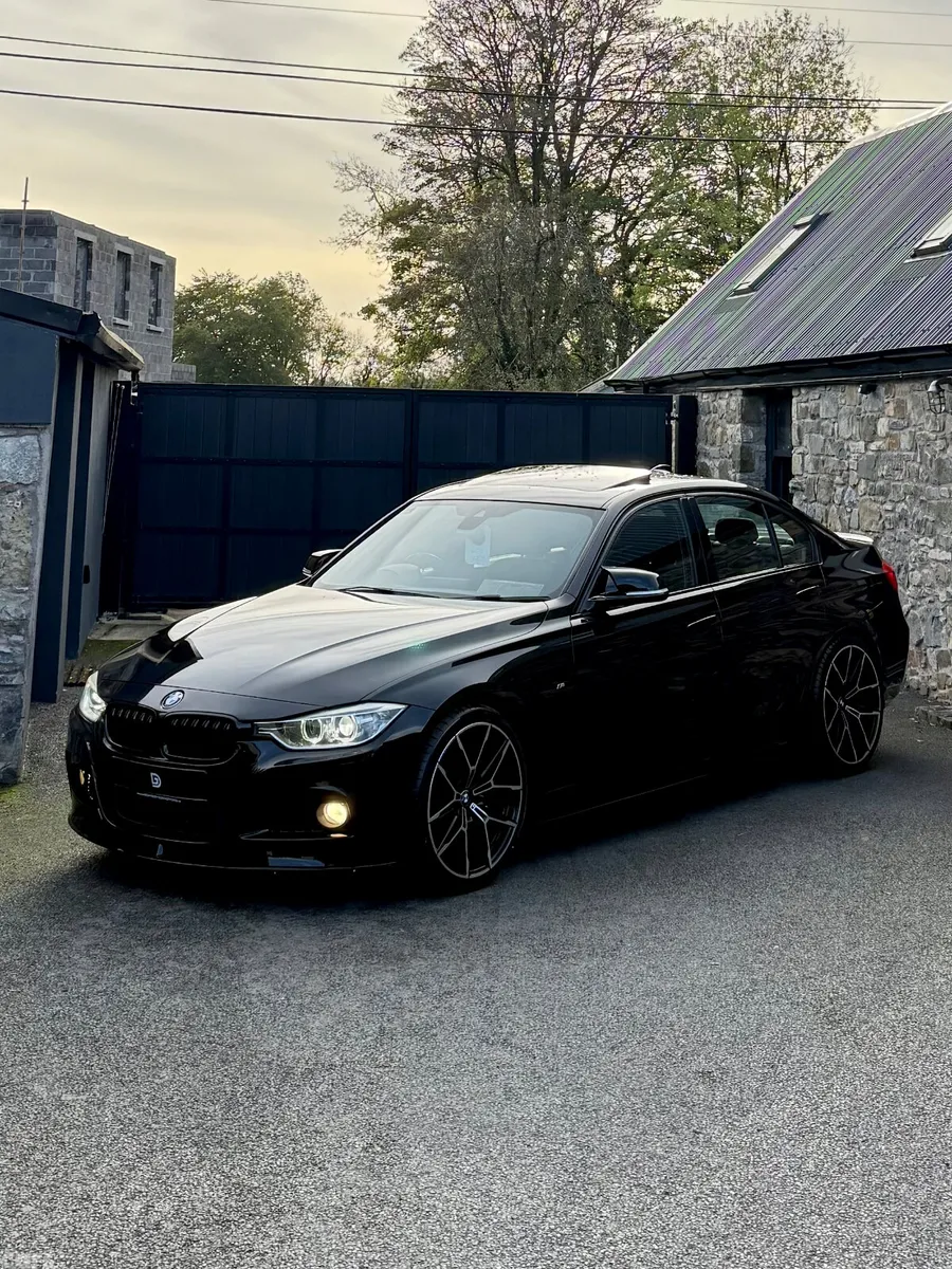 BMW 3-Series Saloon, Diesel, 2015, Black