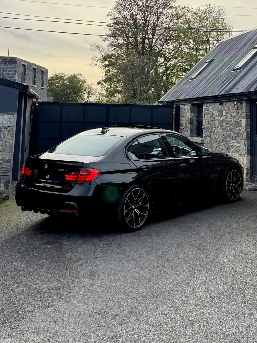 BMW 3-Series Saloon, Diesel, 2015, Black