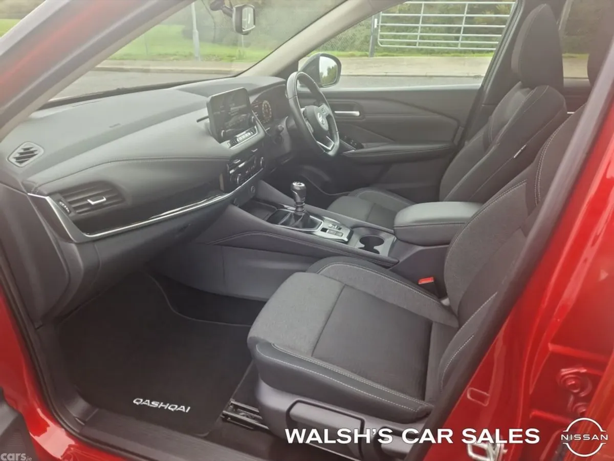 Nissan Qashqai SUV, Petrol, 2022, Red