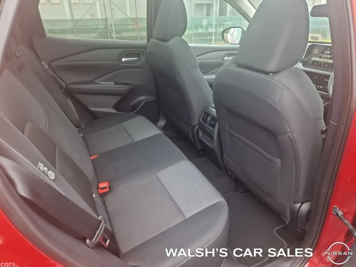 Nissan Qashqai SUV, Petrol, 2022, Red