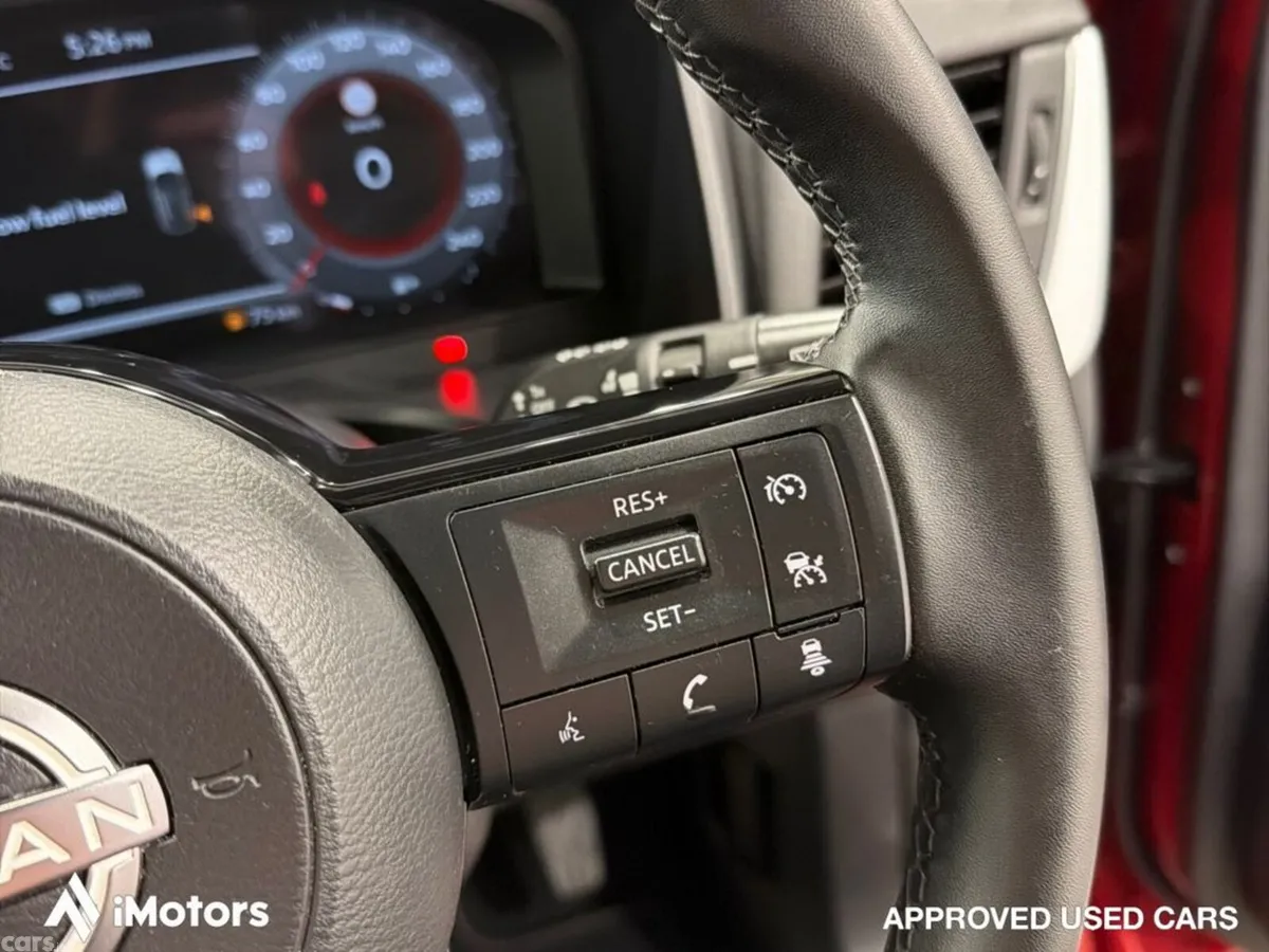 Nissan Qashqai SUV, Petrol, 2024, Red