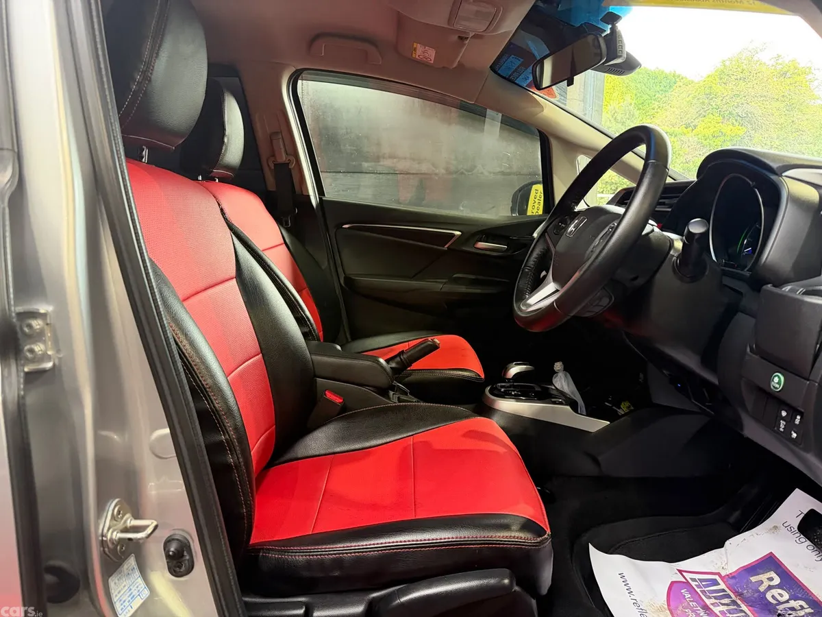 Honda Fit Hatchback, Petrol Hybrid, 2016, Silver
