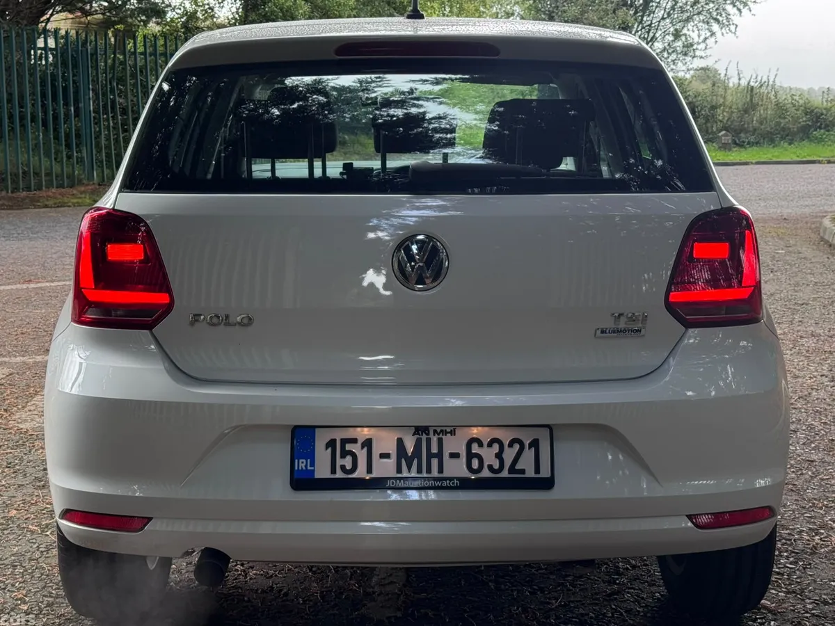 Volkswagen Polo Hatchback, Petrol, 2015, White