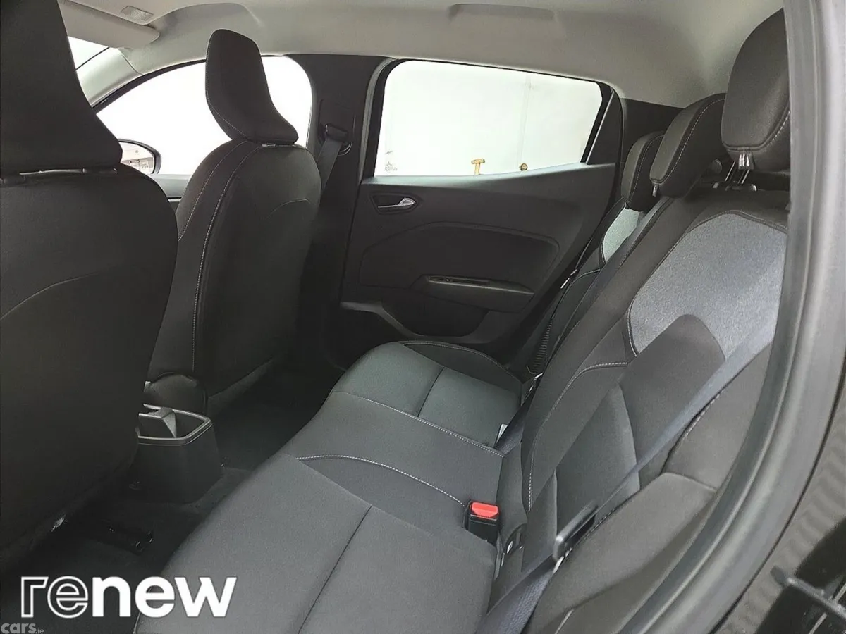 Renault Clio Hatchback, Petrol Hybrid, 2026, Black