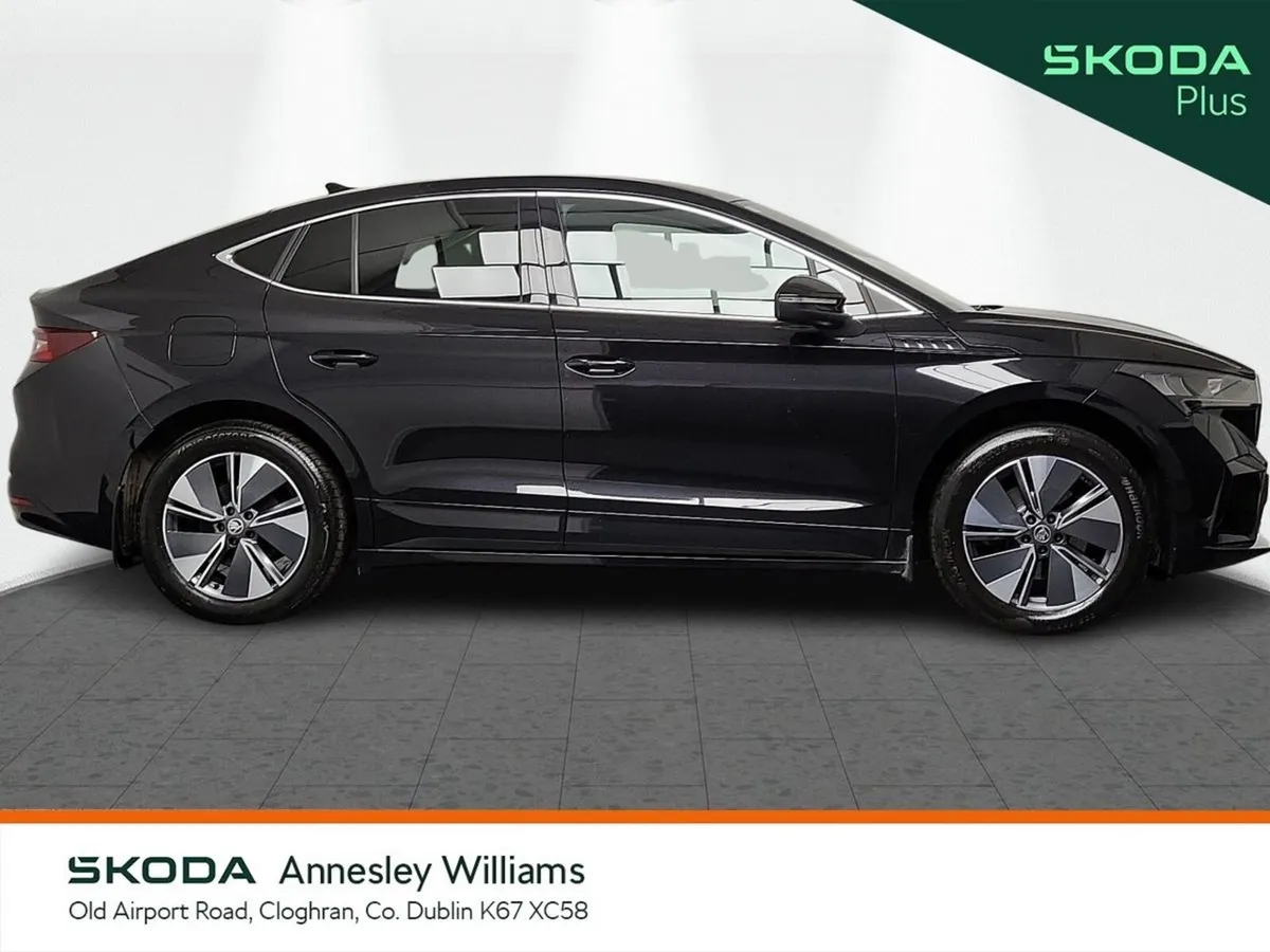 Skoda Enyaq Hatchback, Electric, 2023, Black