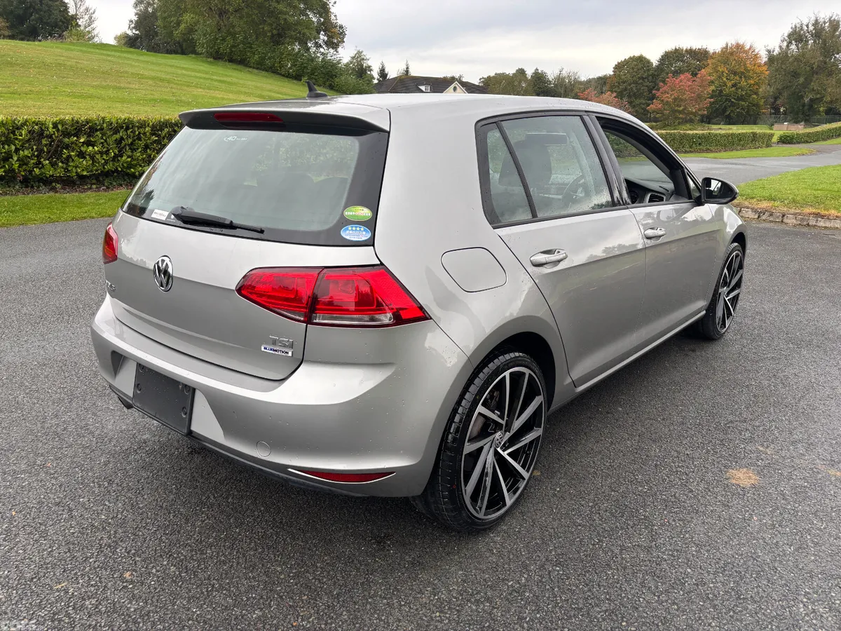 Volkswagen Golf Hatchback, Petrol, 2015, Silver